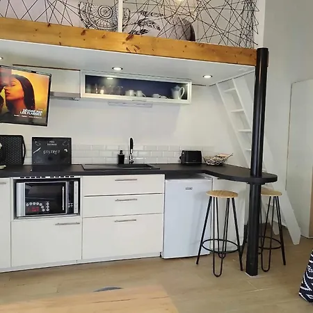 Studio Avec Terrasse Appartement