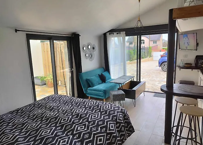 Studio Avec Terrasse דירה ברסט